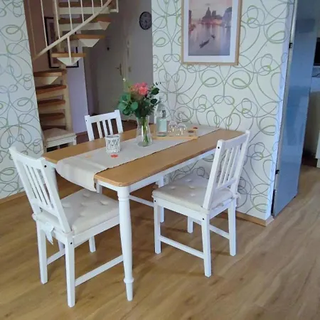 Am Park- Mit Ausblick Auf Den Europa-park Rust